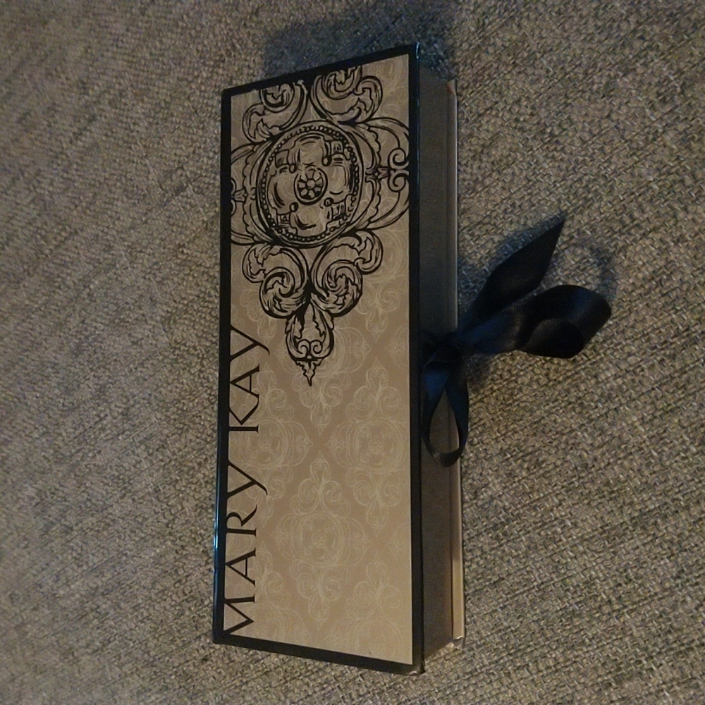 Mary Kay Miniature Fragrance Collection NIB